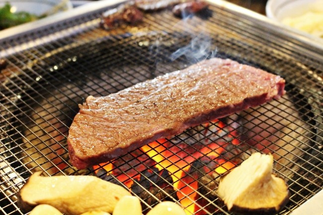 참고기 식육식당 이미지