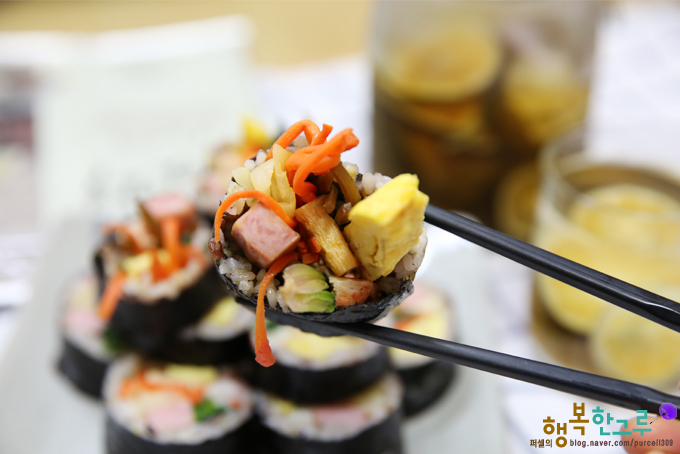 뚠뚠김밥 이미지