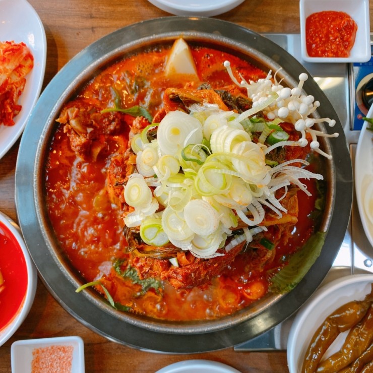 청년감자탕 이미지