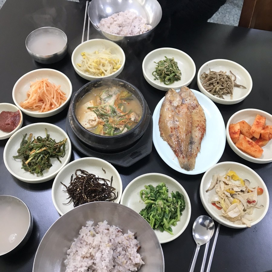 동원보리밥 이미지