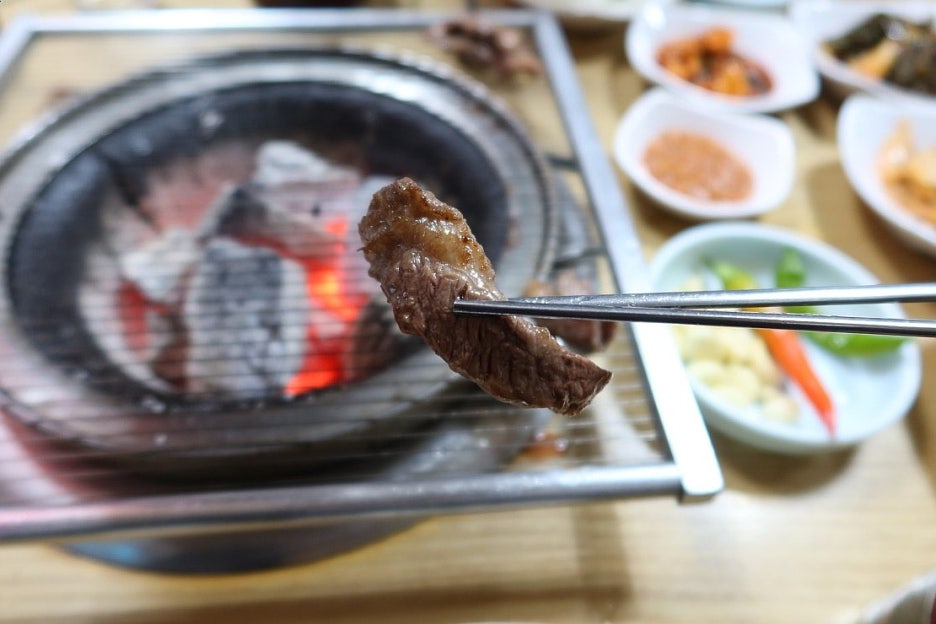 청정잔치국수 이미지