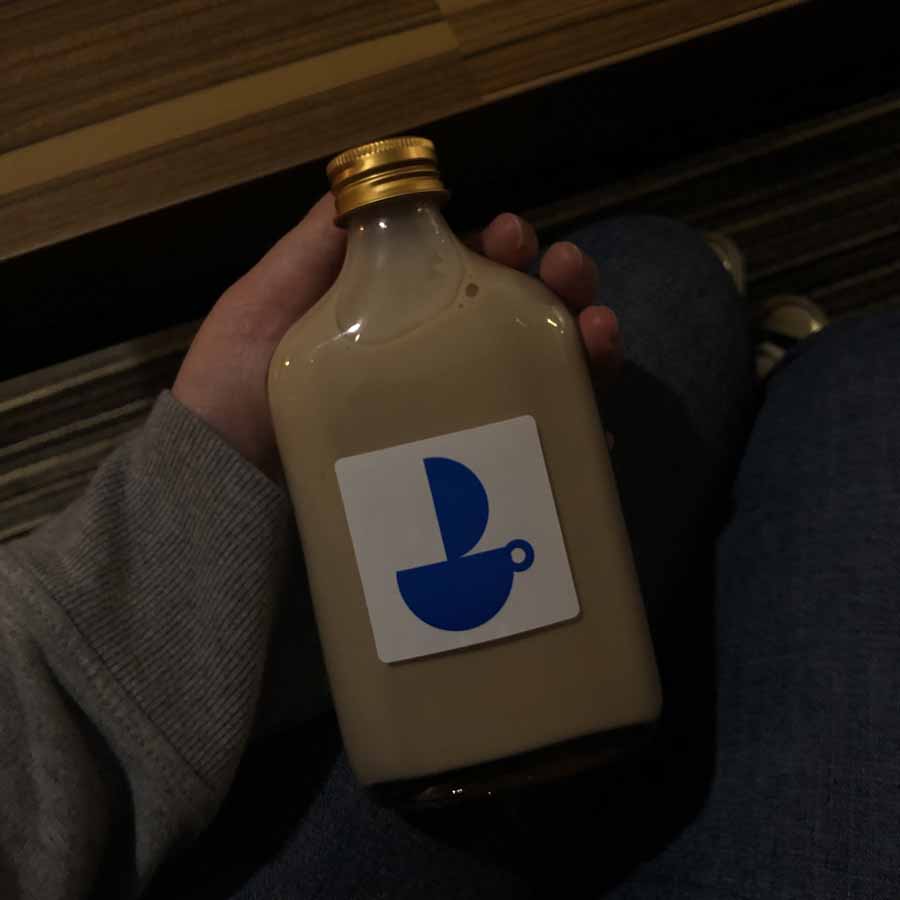 카페 블루 이미지