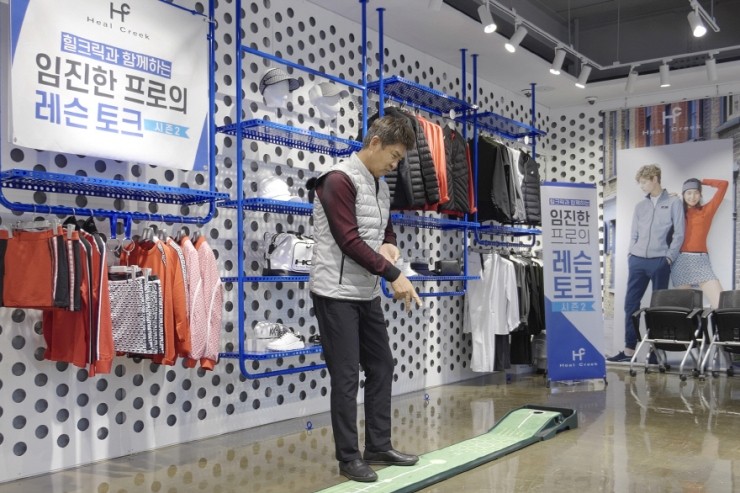 비와이엔블랙야크양재매장 이미지