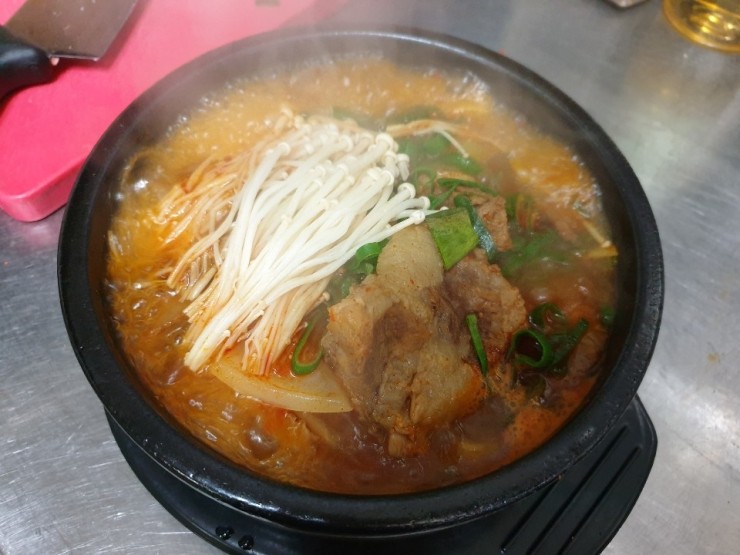 풍년솥뚜껑삼겹살 이미지