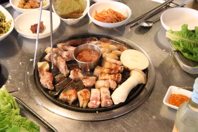 꺼멍연탄구이 이미지