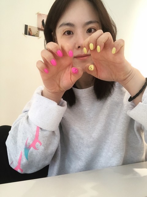 나몽살롱 이미지