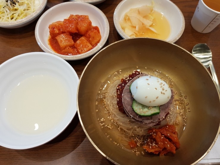 공이집청담 이미지