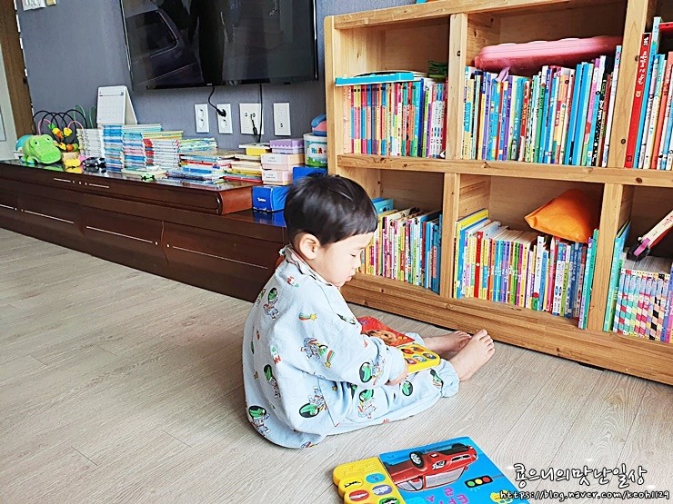 우주(아동복) 이미지