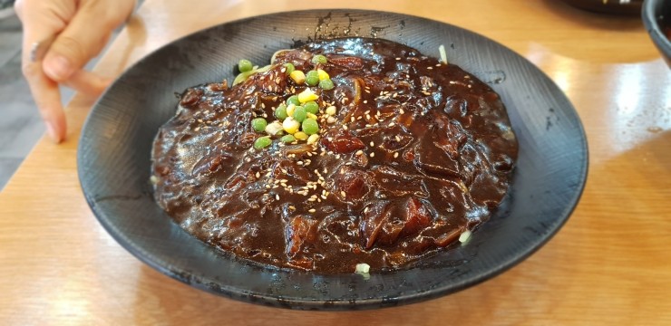빙빙반점 이미지