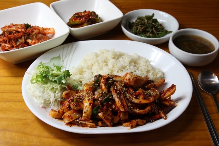 들꽃칼국수 이미지
