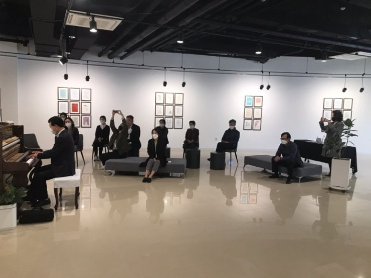 강릉영창피아노 이미지