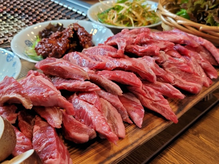 송화한정식 이미지