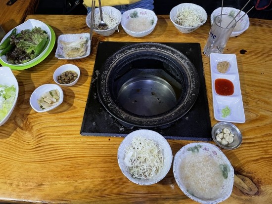 토담참숯닭갈비 이미지