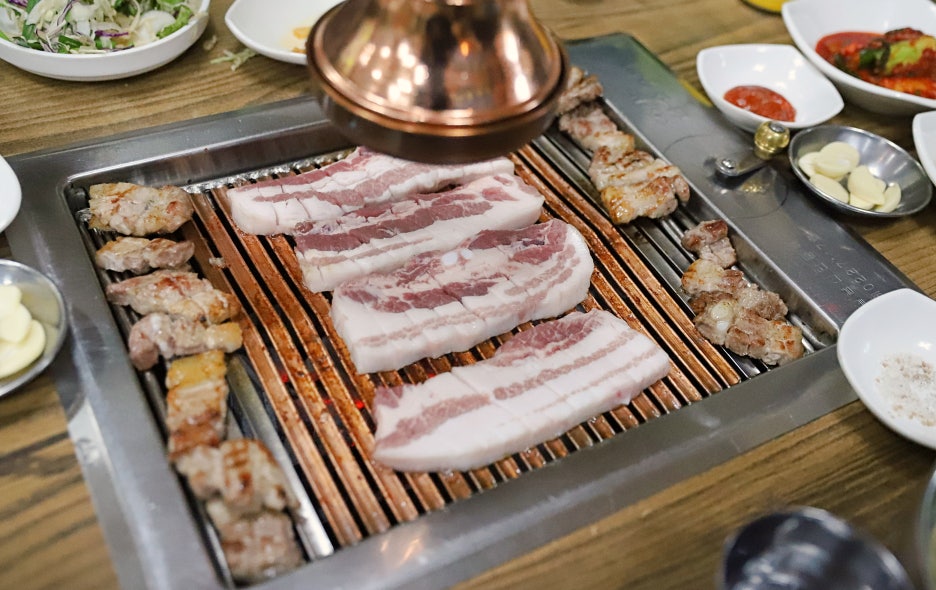 지글지글삼겹살 이미지