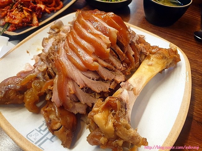 귀한족발구월 이미지