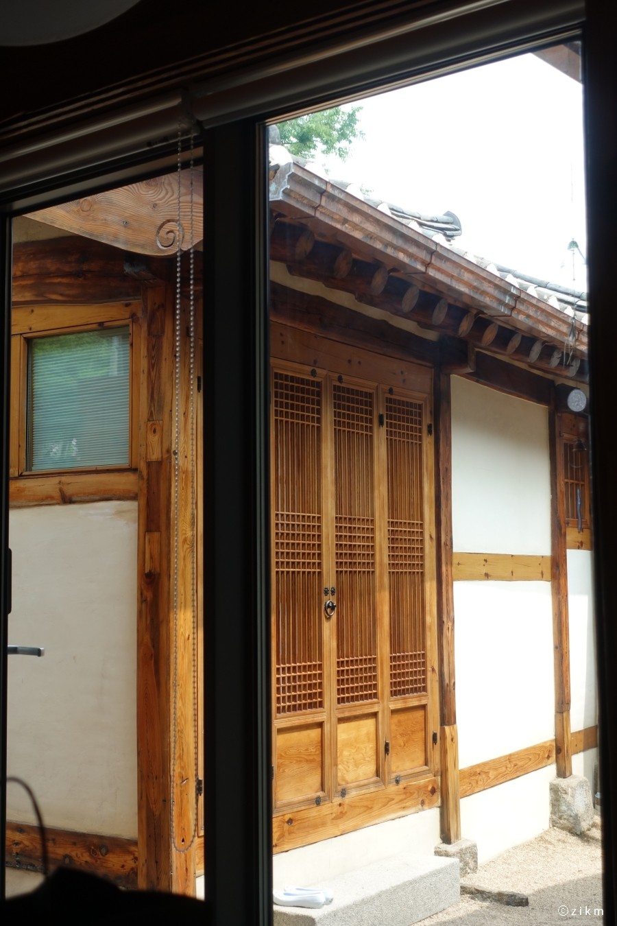 지금(ZIKM) 이미지