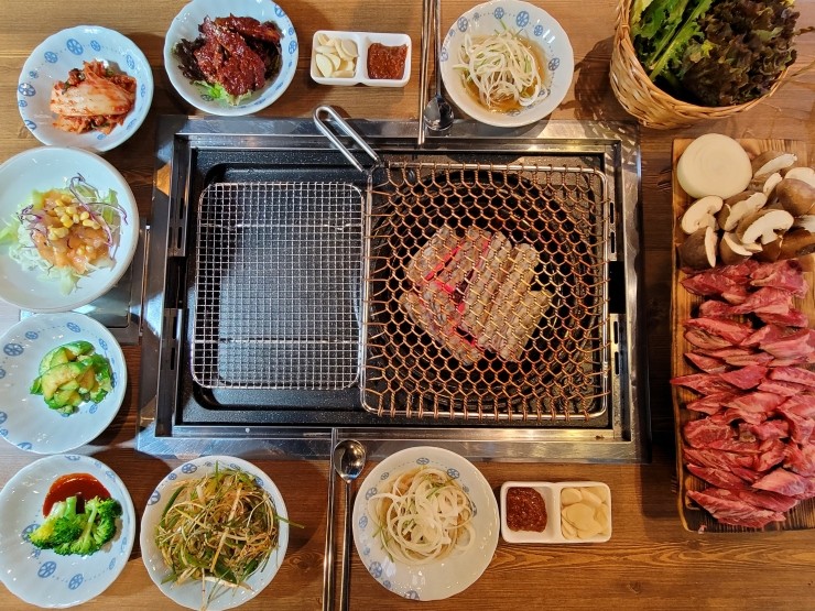 송화한정식 이미지