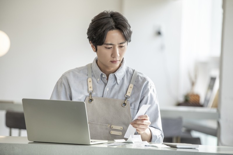 컴퓨터/소프트웨어 소매업 이미지