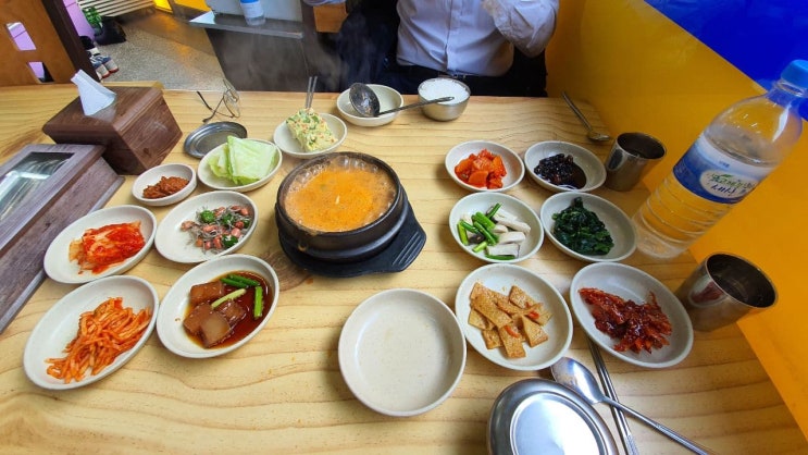 만나가정식백반 이미지