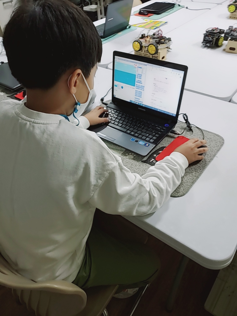 코딩플러스학원 이미지