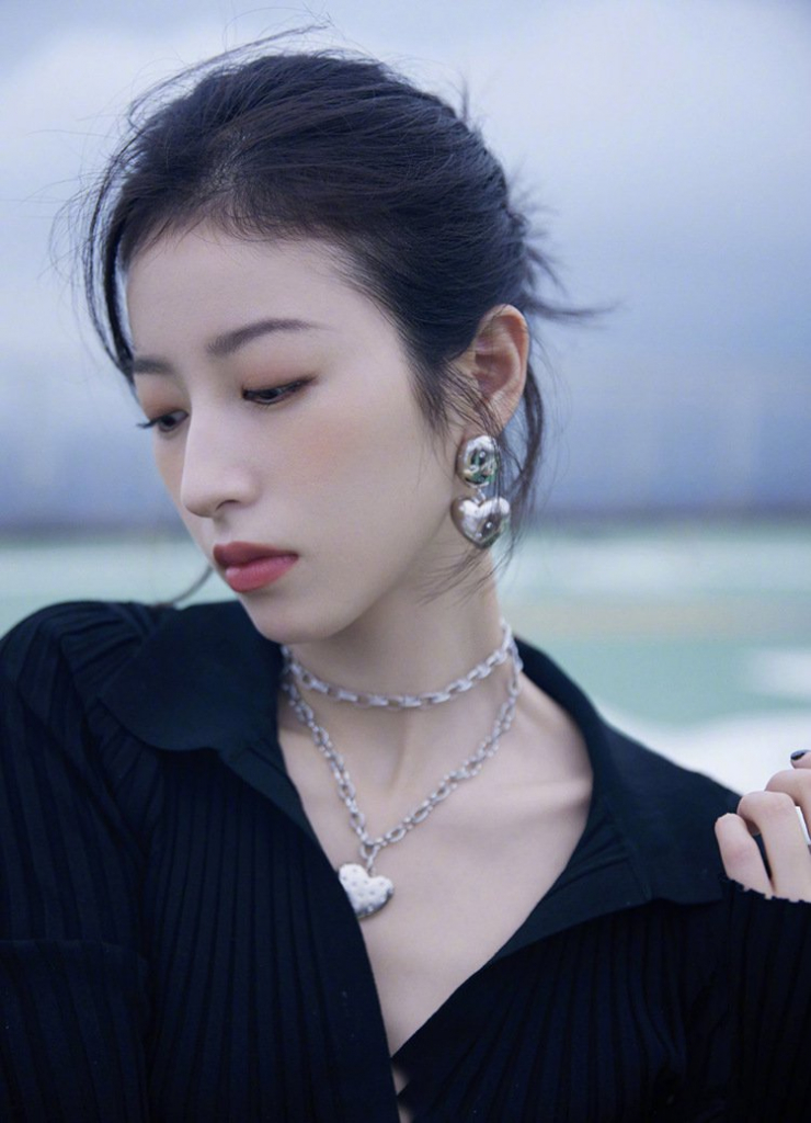 디자인스웨터 이미지