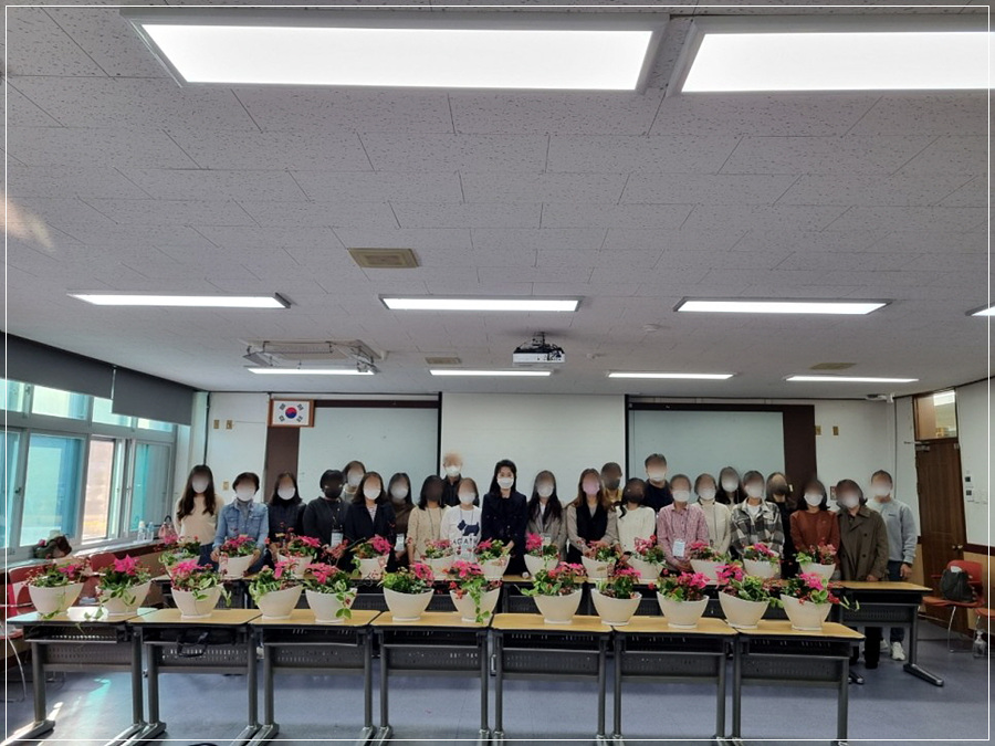 꽃과정원 이미지