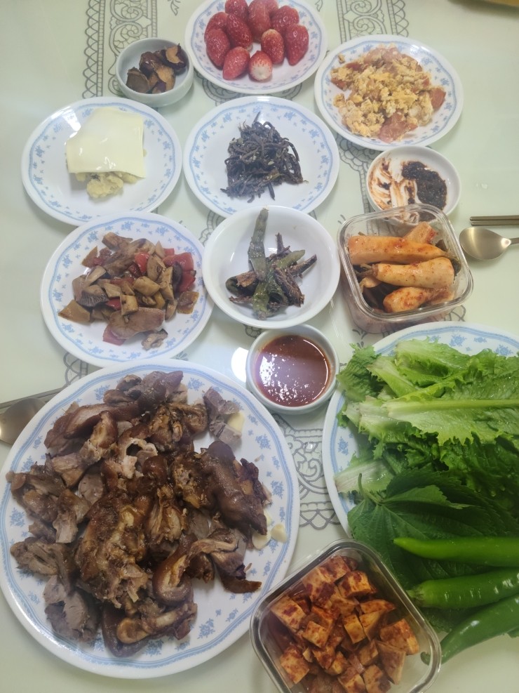 족발이 닭 이미지