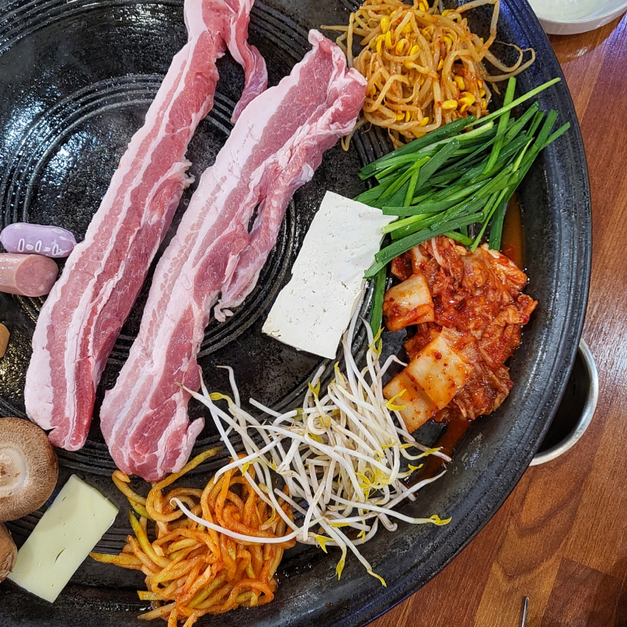 짱구네왕뚜껑삼겹살 이미지