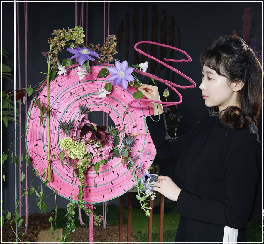 꽃과정원 이미지