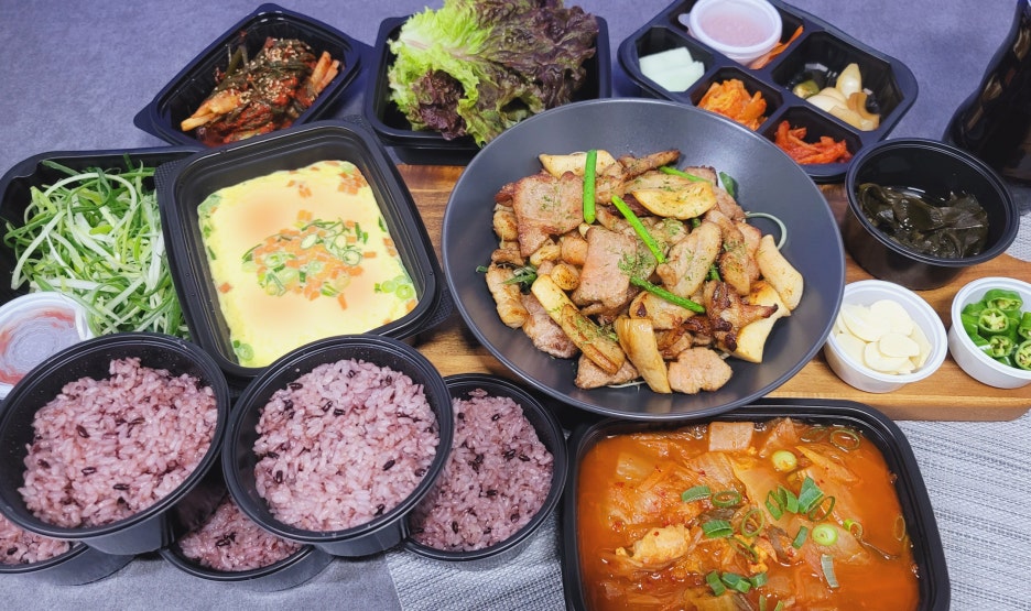 배달삼겹삼반 이미지