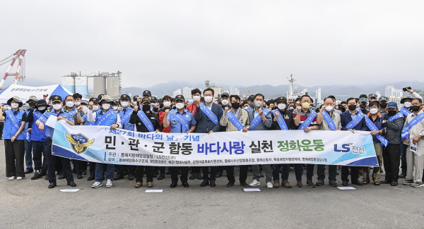 해군제1함대사령부(108전대) 이미지