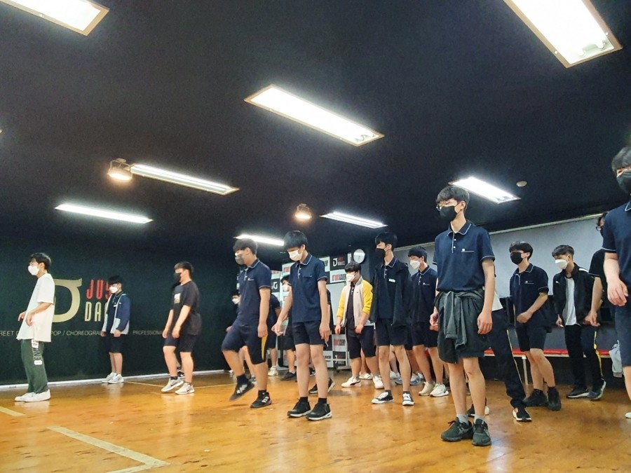 JUSTDANCE학원 이미지