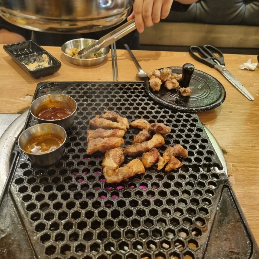청춘껍데기 이미지