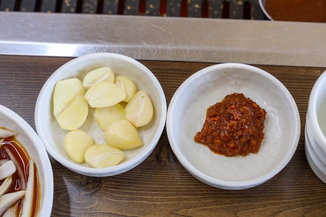 돼지삼형제 이미지