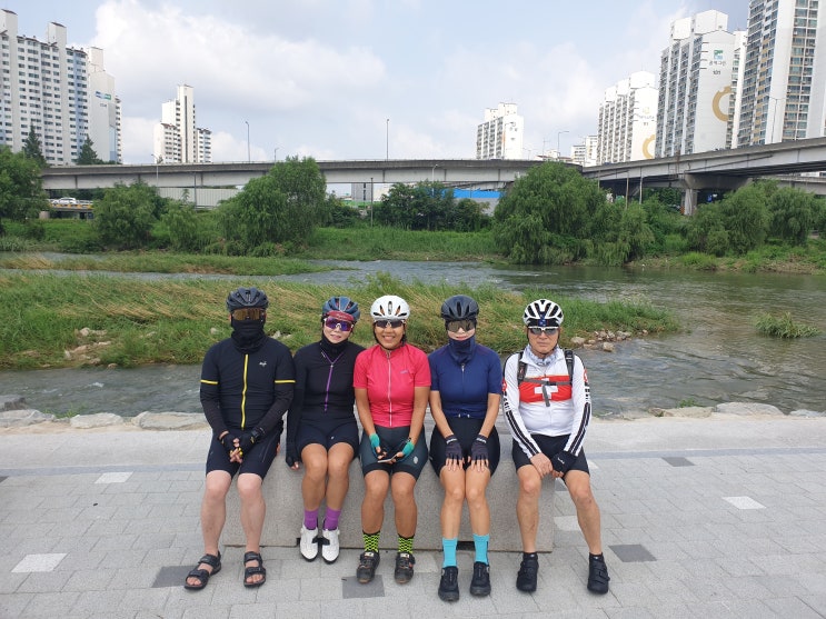 동편매점 이미지