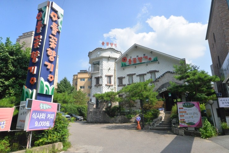 들꽃칼국수 이미지