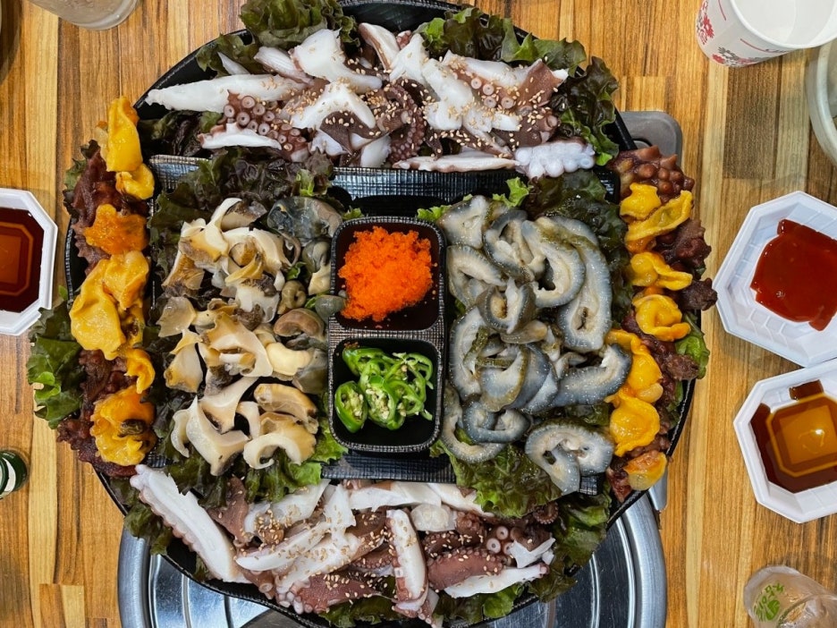 삐뚤이칼국수 이미지