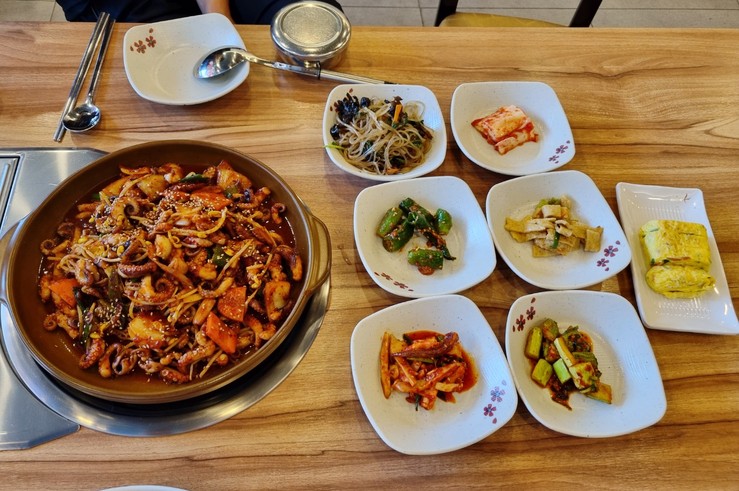 직화불쭈꾸미고기랑찌개랑 이미지