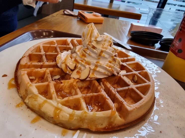 컴포즈커피 의왕백운밸리점 이미지