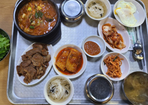 감나무두부집 이미지