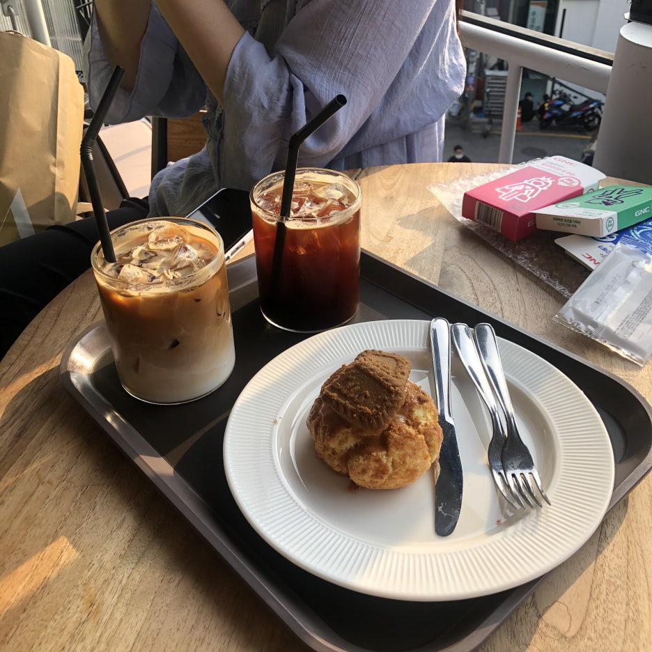 비앤비치킨 이미지