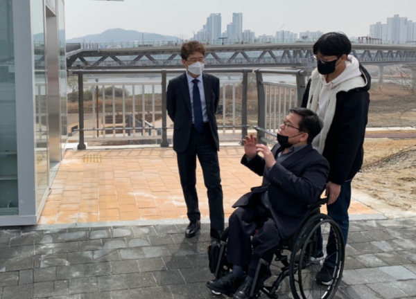 금강의자 이미지
