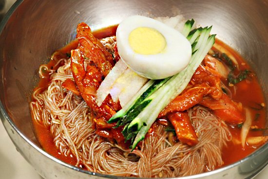 함흥냉면 이미지