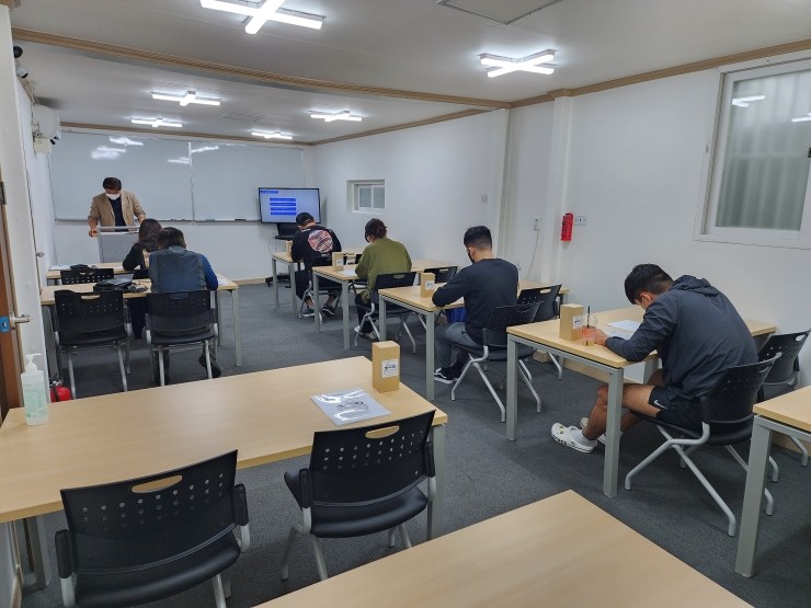 한국오토바이정비전문학원 이미지