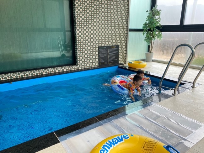 투로맨틱버즈 이미지