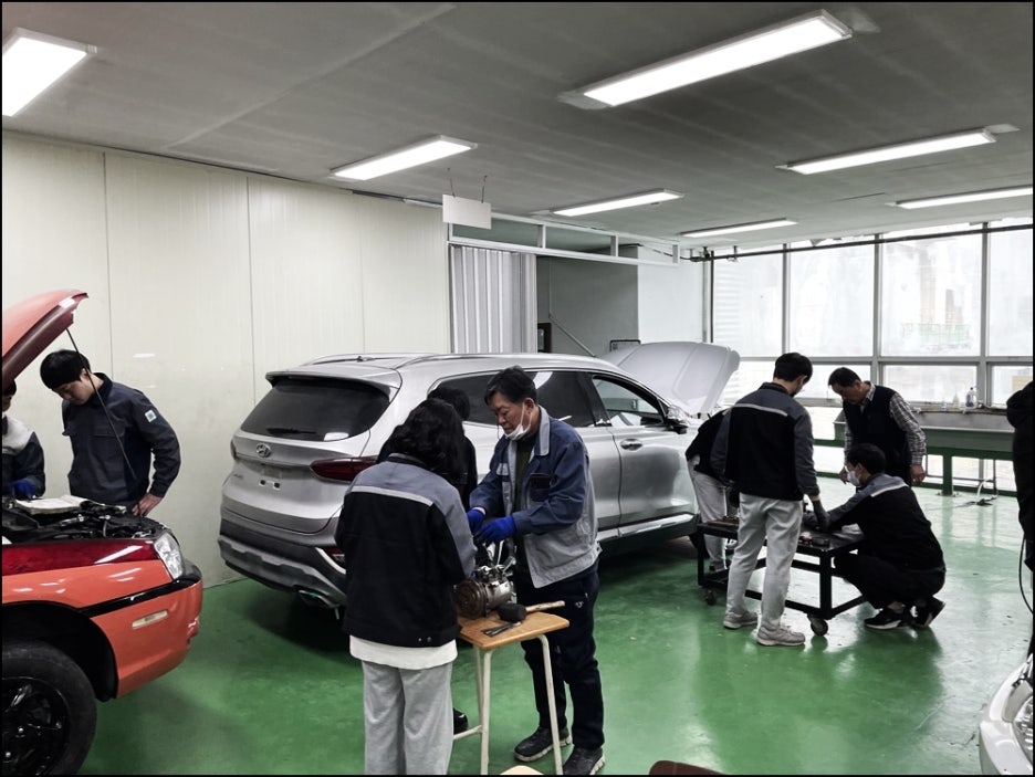 플러스자동차정비 이미지