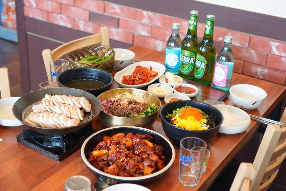 이서방왕족발 이미지
