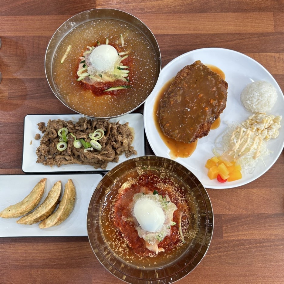 밀면의법칙 이미지