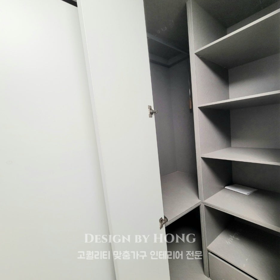 디자인바이숲 이미지