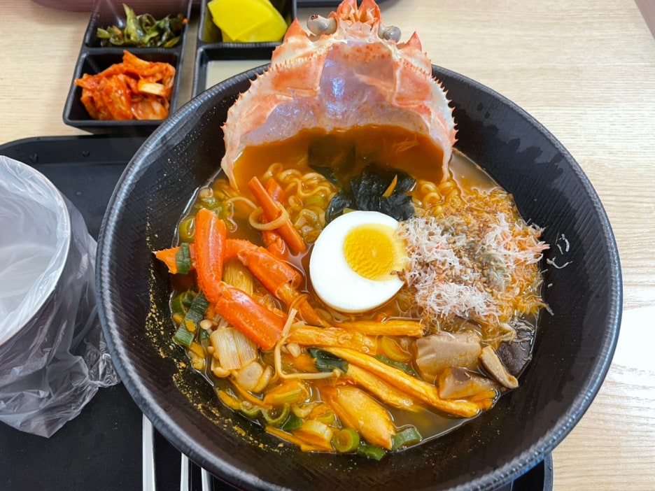 홍게 인생라면 이미지